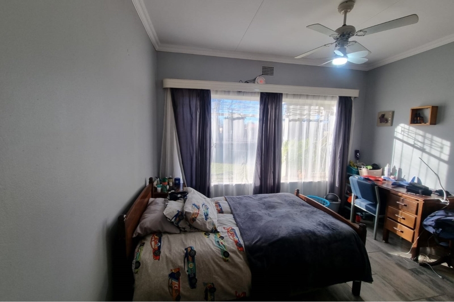4 Bedroom Property for Sale in Meiringspark North West